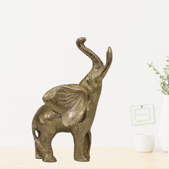 Figurine - Image 2