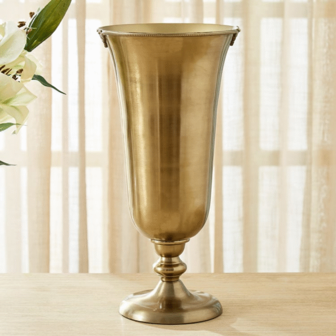 Vases - Image 3
