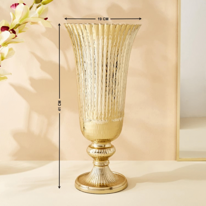 Vases - Image 4