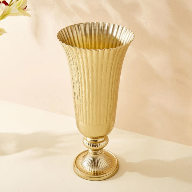 Vases - Image 3