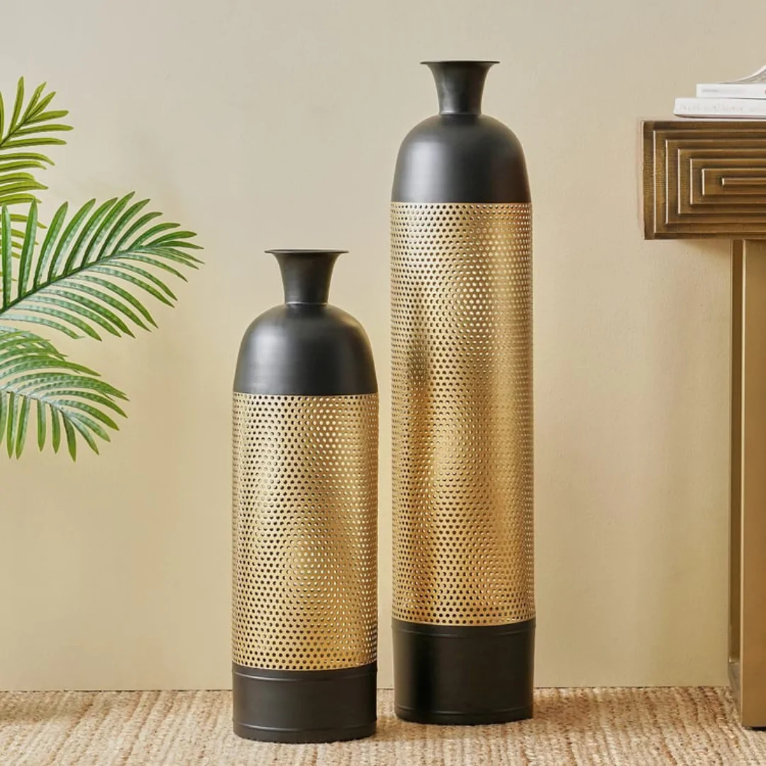 Vases - Image 5