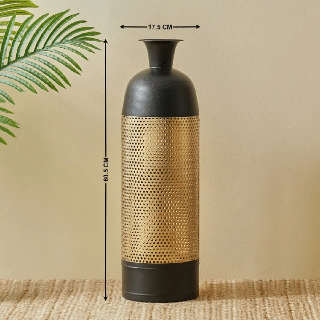 Vases - Image 4