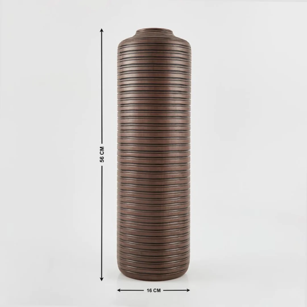 Vases - Image 4